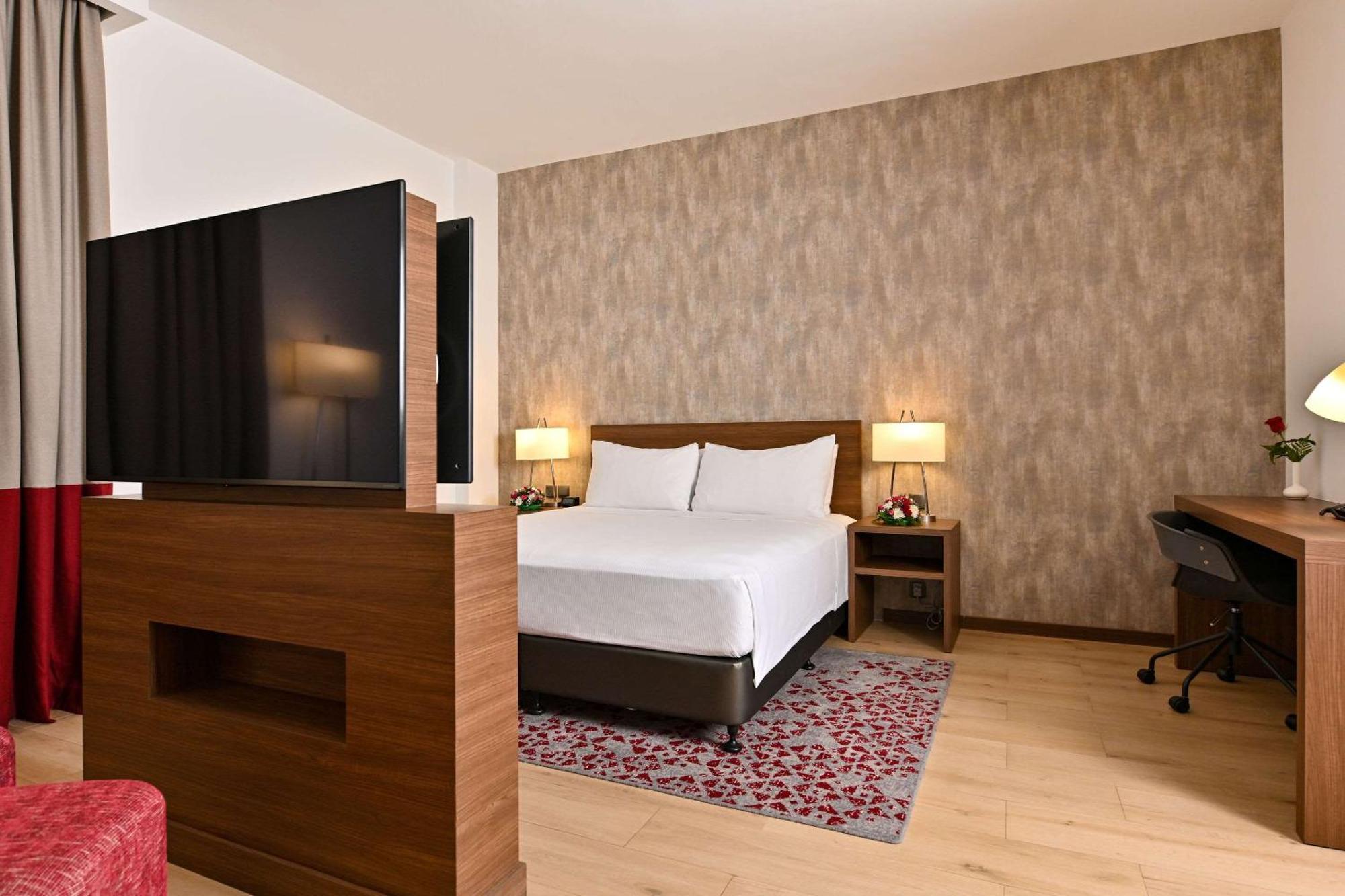 Comfort Hotel Jeddah King Road Zewnętrze zdjęcie