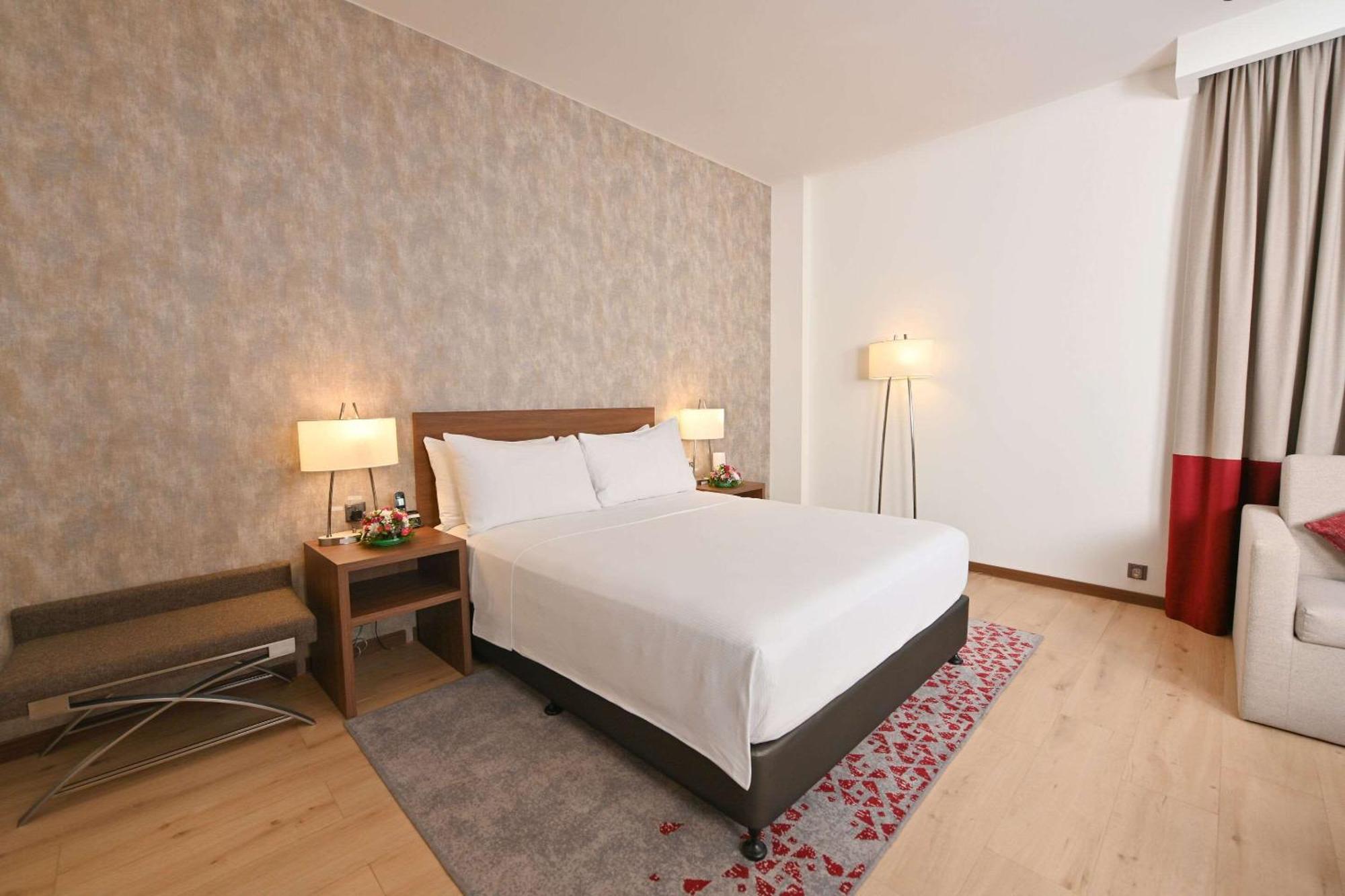 Comfort Hotel Jeddah King Road Zewnętrze zdjęcie
